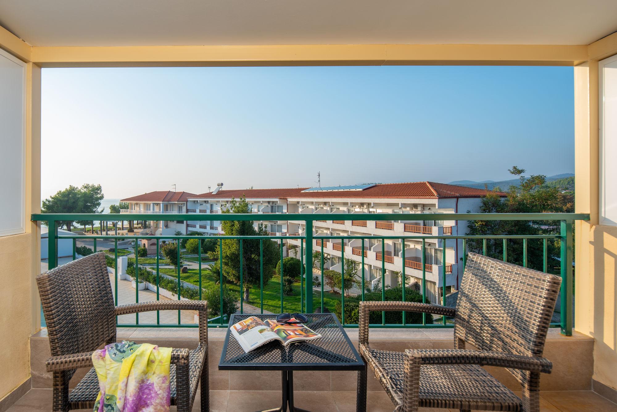 Toroni Blue Sea Hotel Exterior photo