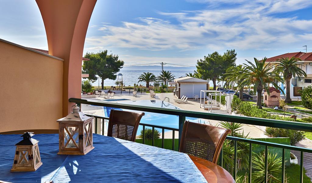 Toroni Blue Sea Hotel Exterior photo