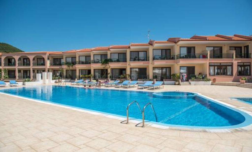 Toroni Blue Sea Hotel Exterior photo