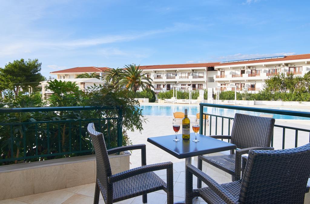 Toroni Blue Sea Hotel Exterior photo