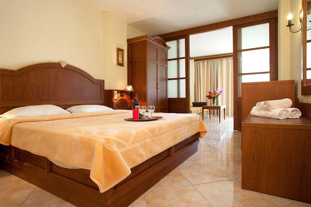 Toroni Blue Sea Hotel Exterior photo